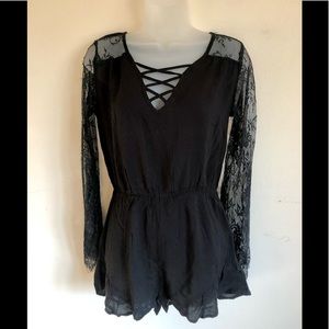 PAPAYA black lace sleeve cross front romper Sm